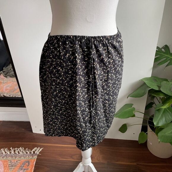 Vintage‎ Dark cottage Core Mini Skirt Medium - Picture 3 of 8